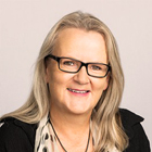 Karen Thomas Headshot